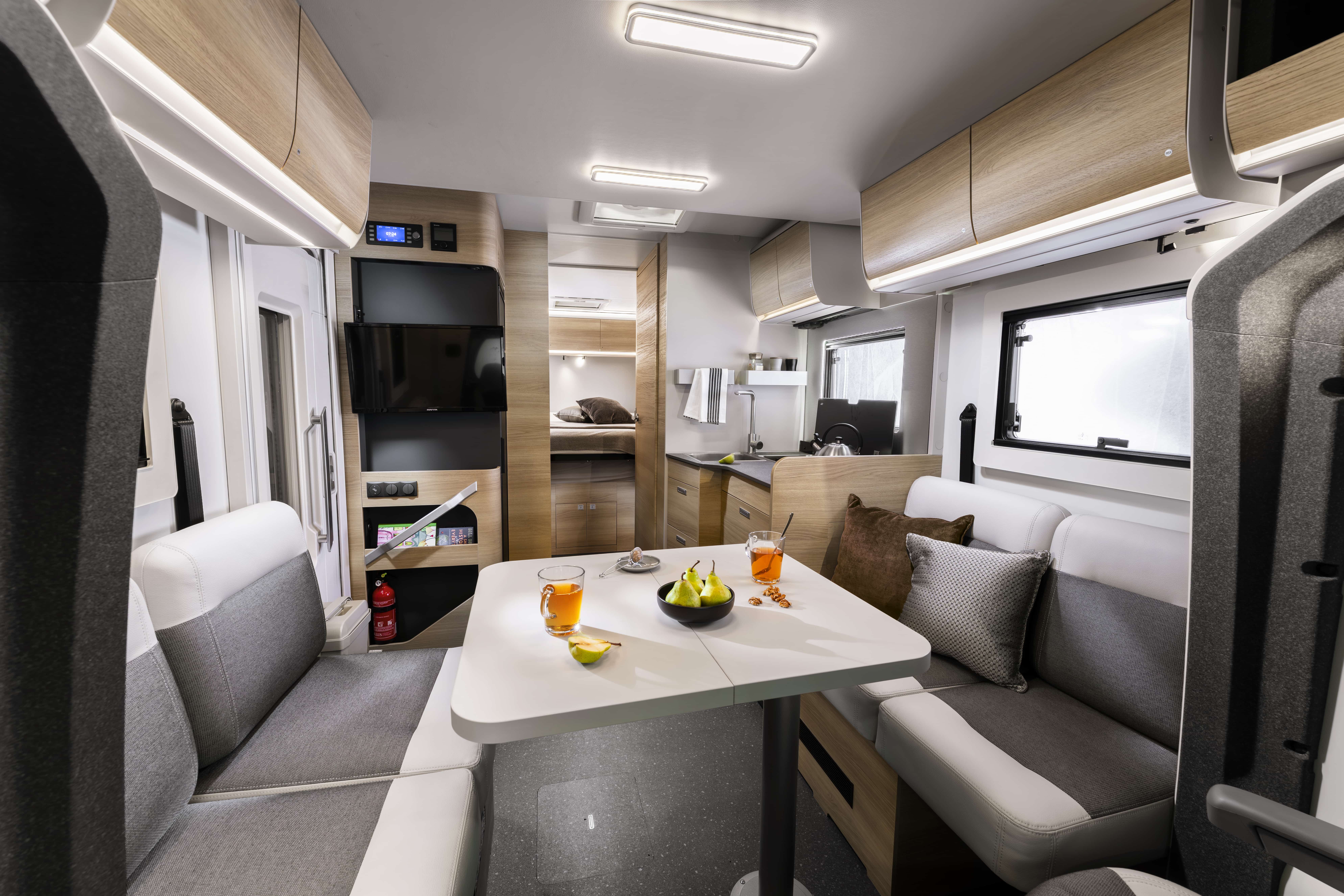 1551-matrix-select-670-dc-image-interior