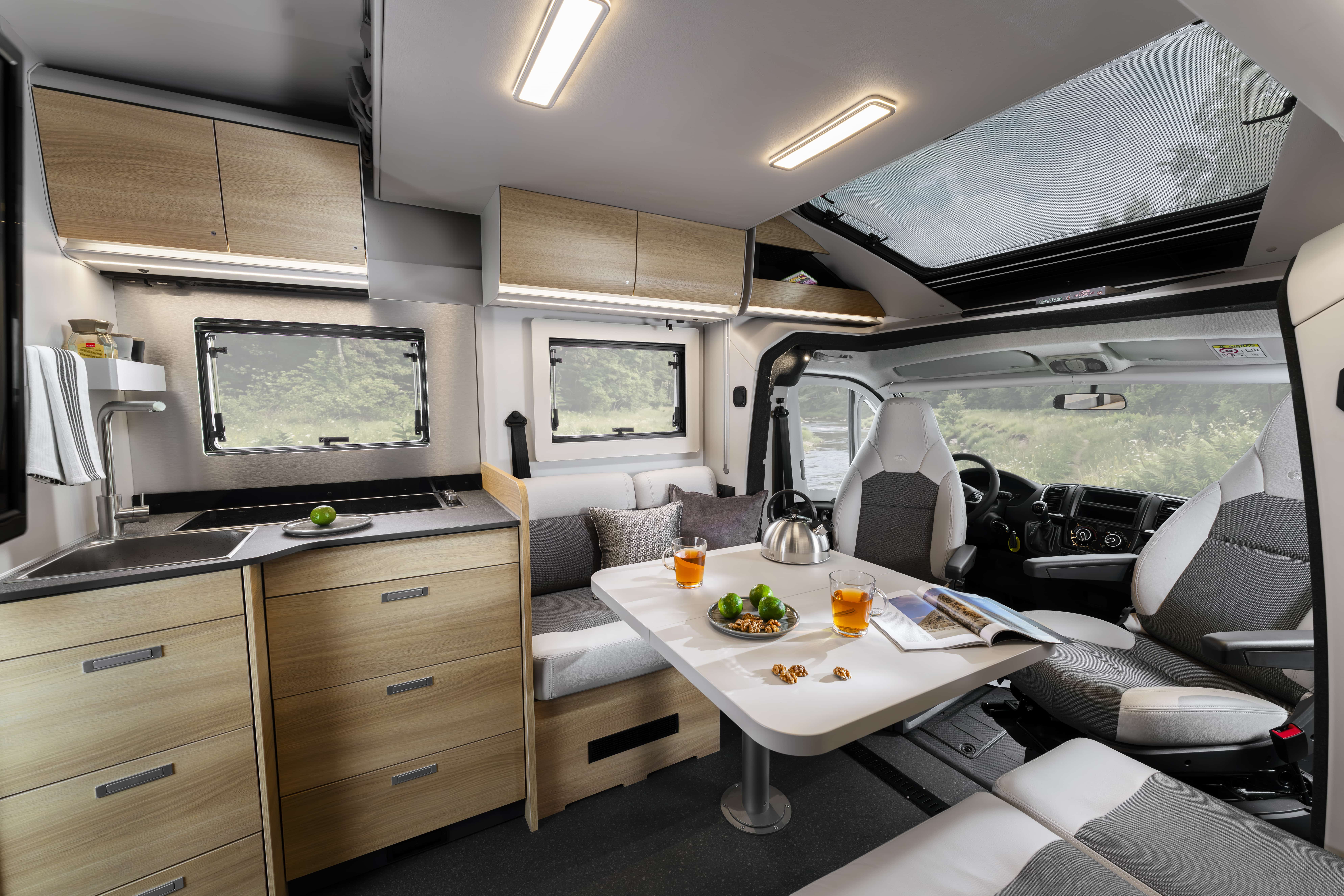 1553-matrix-select-670-dc-dinette