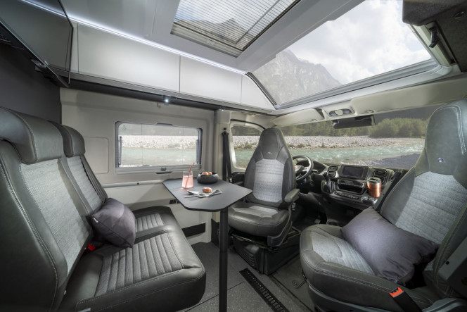 1821_TWIN_SUPREME_640_SLB_dinette_BC8_9510-(1)___media_library_original_664_443