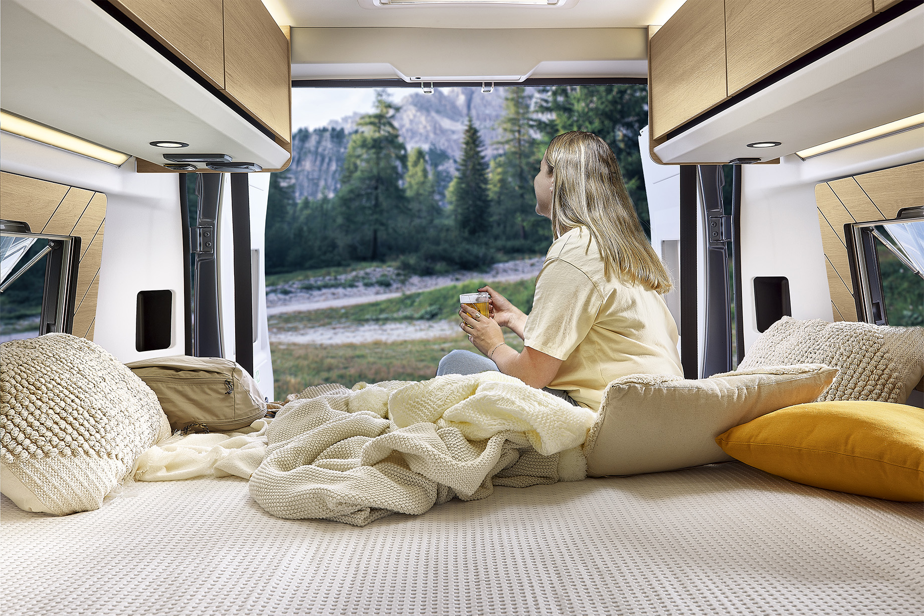 LIFT_VAN_LIFESTYLE_LIT