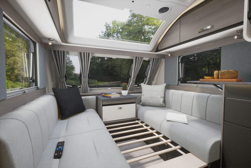 03_2026_challenger_560_accuride_bed_slats