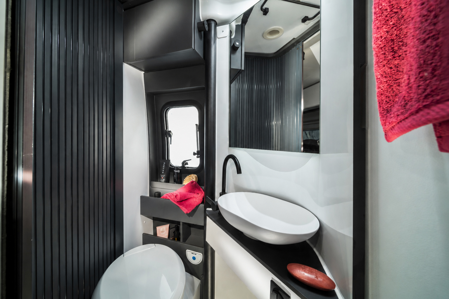 1830-twin-supreme-640-slb-bathroom-bc8-9537