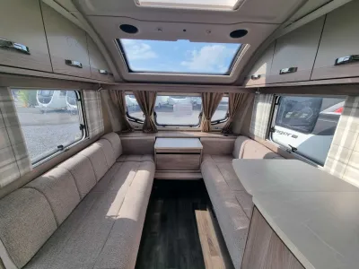 2025 Swift Challenger 580