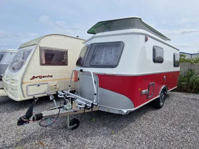 2025 Eriba Touring 530