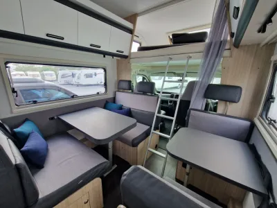 2022 Sun Living A70 Dk