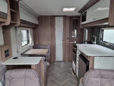 2026 Coachman Vip 520