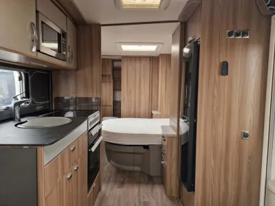 2018 Swift Conqueror 580
