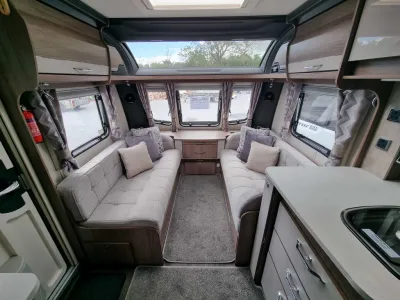 2022 Coachman Vip 575