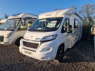 2019 Compass Avantgarde 175