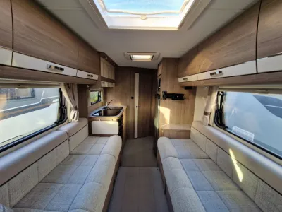 2019 Compass Avantgarde 175