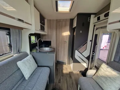 2024 Swift Voyager 594