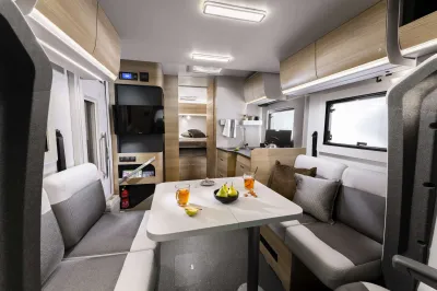 2027 Adria Matrix Select 670 Dc
