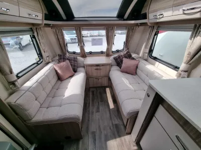 2019 Coachman 575 Pastiche