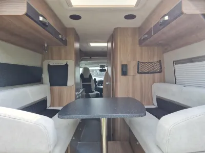 2017 Swift Select 144