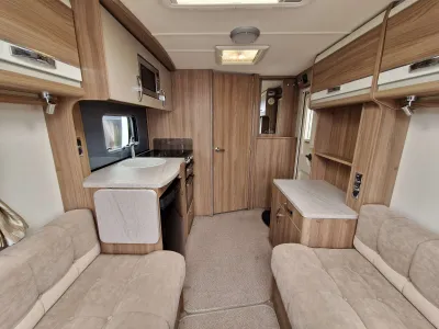 2015 Swift Challenger Evo 442