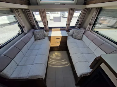 2023 Compass Capiro 550