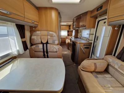 2010 Swift Kon-tiki 649