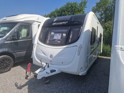 2011 Swift Challenger 565