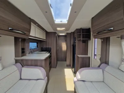 2021 Buccaneer Commodore