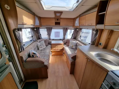 2008 Swift Conqueror 630