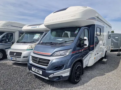 2015 Auto-Trail Apache 700