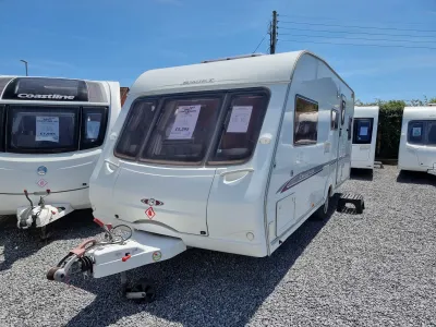2005 Swift Challenger 490