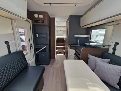 2023 Adria Coral Supreme 670dl