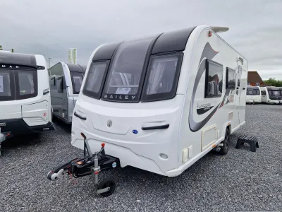 2020 Bailey Unicorn Merida Black