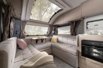 2027 Adria Altea 622 Dk Avon