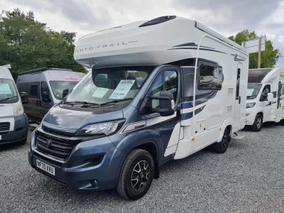 2020 Auto-Trail Tracker Eks