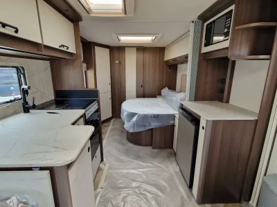 2027 Coachman Acadia 575 Xtra
