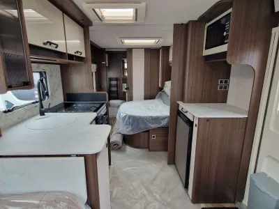 2027 Coachman Vip 575