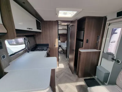 2027 Coachman Laser 865 Xtra