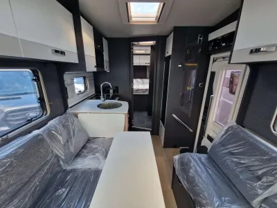 2027 Swift Trekker 594