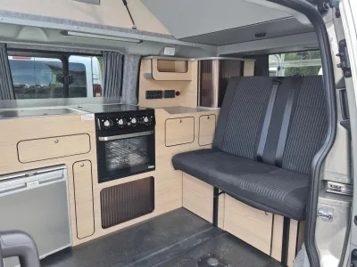 2018 Danbury Ford Transit
