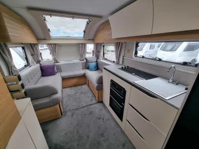 2021 Adria Adora Isonzo