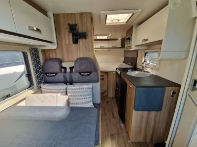 2019 Swift Escape Compact