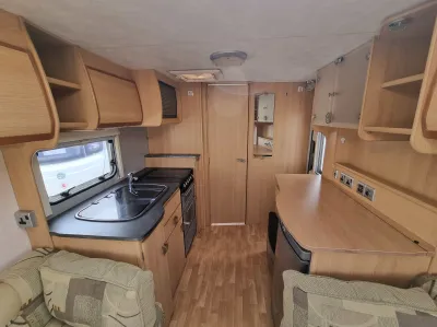 2009 Coachman Amara 450/2