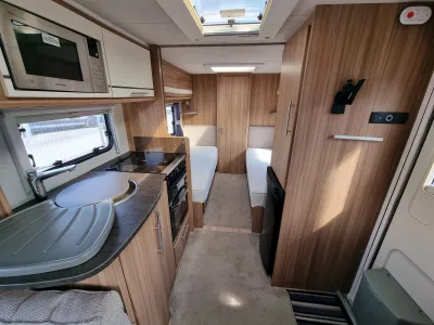 2017 Lunar Quasar 544