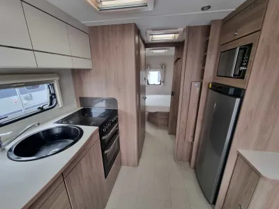 2021 Compass Casita 860