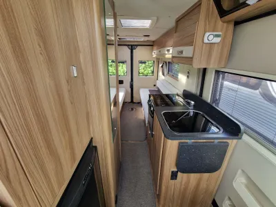 2020 Swift Select 122