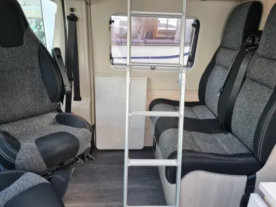 2023 Auto-Trail Expidition 67 Elv RO