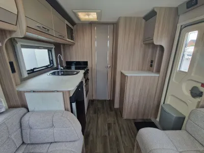 2022 Coachman Acadia 545