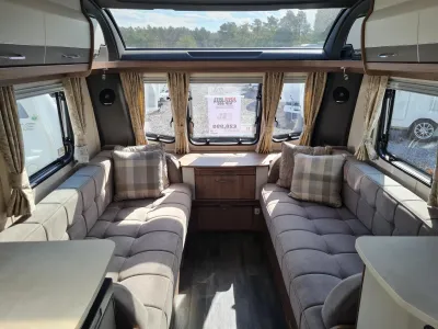 2025 Coachman Vip 460