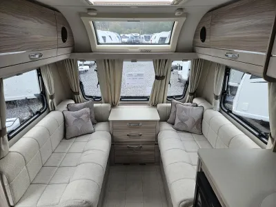 2024 Elddis Avante 550