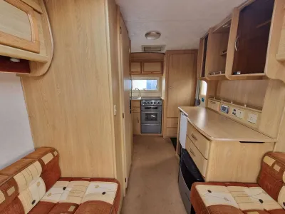 2004 Coachman Pastiche 420/2